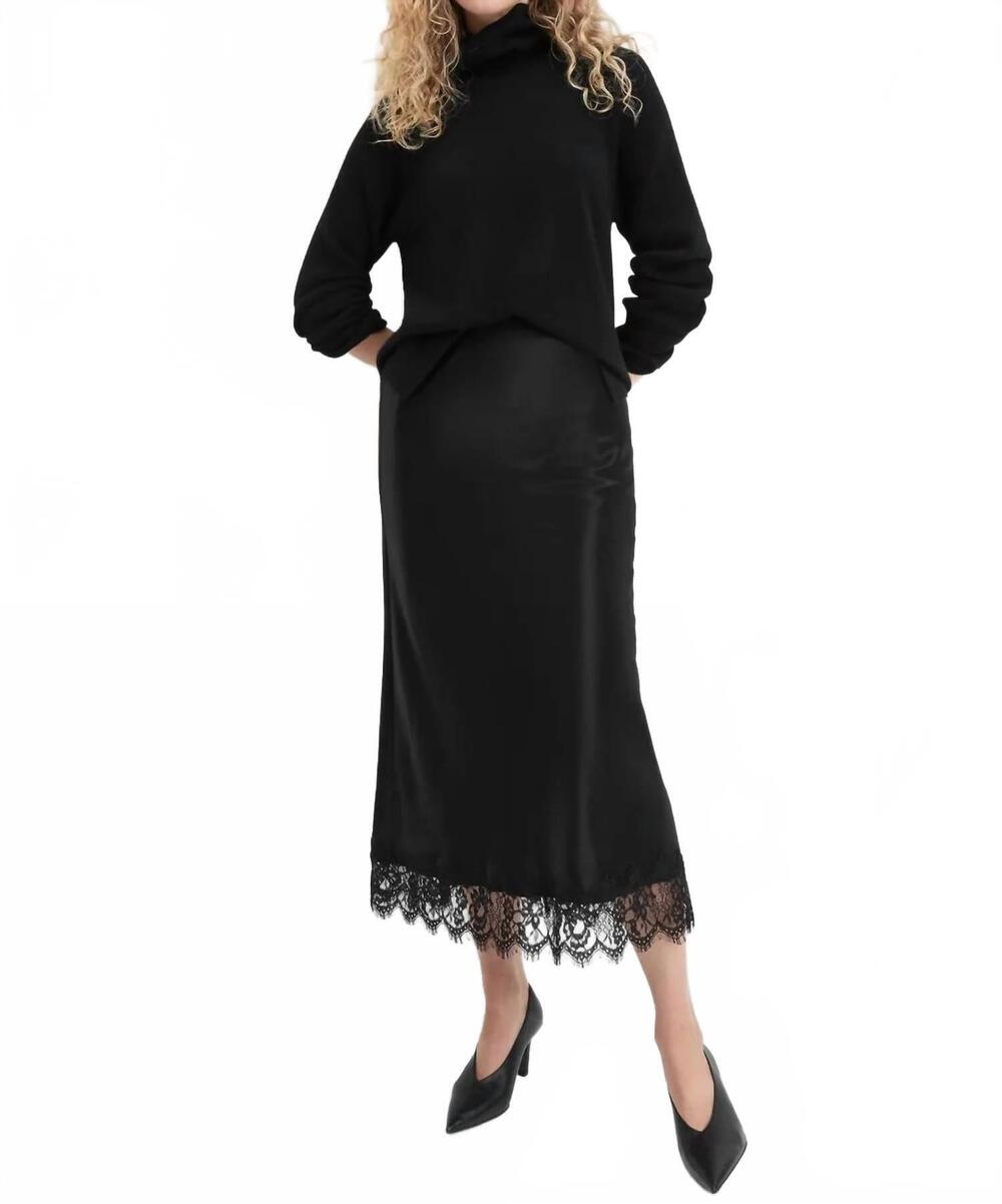 NEW FAVORITE DAUGHTER lacy favorite skirt in black